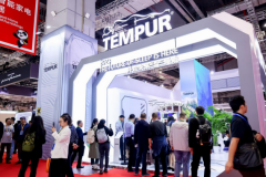 TEMPUR®泰普尔携极光智能睡眠系列新品首度亮相进博会并官宣新代言人大卫·贝克汉姆